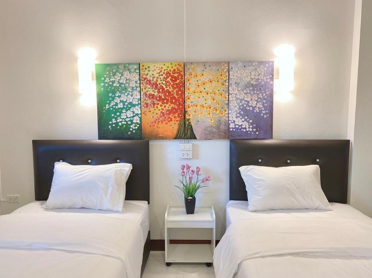 Pantip Boutique Hotel Lamphun Esterno foto