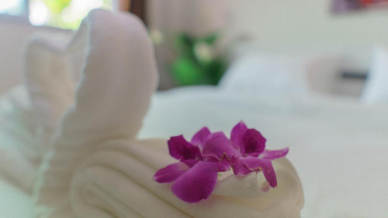Pantip Boutique Hotel Lamphun Esterno foto